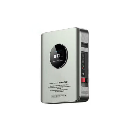 Calidad YF51100 WM Montado en la pared Batería LiFePO4 Batería de almacenamiento solar de 5.12kWh Batería con pantalla LCD y BMS inteligente para respaldo en el hogar fuera de la red y autoconsumo fábrica
